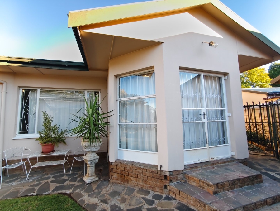 To Let 2 Bedroom Property for Rent in Fleurdal Free State